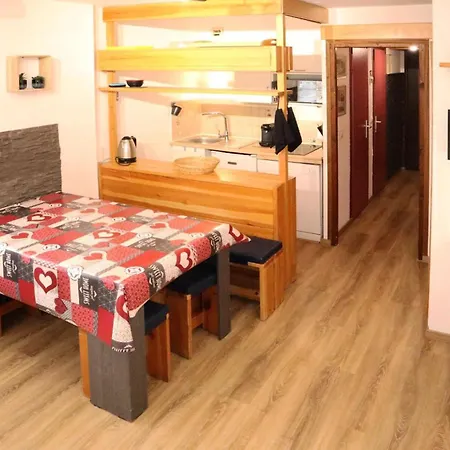 Apartment Le Cairn - 4 Personnes 1650 Mae-0874 Le Melezet
